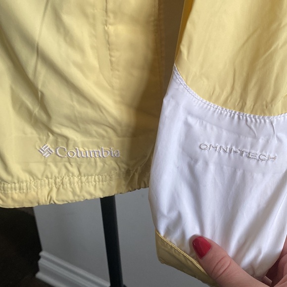 Columbia Omni-Tech Small Waterproof Hooded Yellow & White Zip Up Jacket Coat - Picture 9 of 16